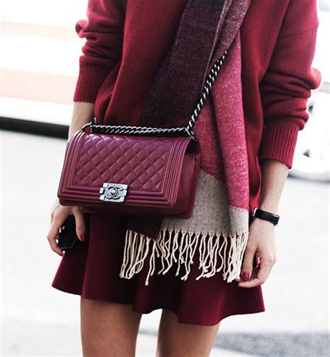 outfit borsa chanel elegante|Chanel purse outfits.